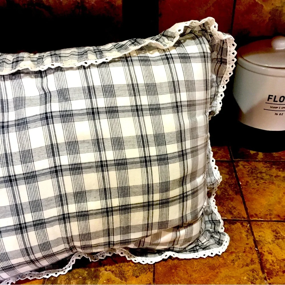 Farmhouse pillow decor ruffle window pane print cover cottage plaid ric …